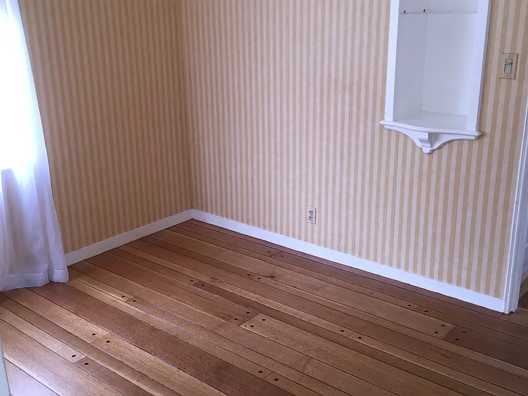 4438 Steele St — Photo 7