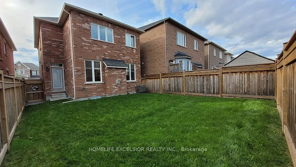 3 bed, $3,000 — Photo 2