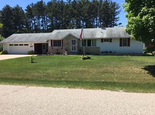227 Liberty St, Redgranite, WI 54970