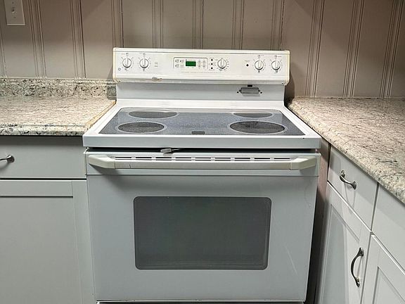 3rd image of 206 Waldrop Road