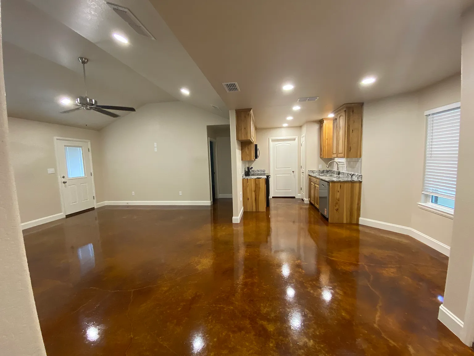2293 Kelly Rd — Photo 1