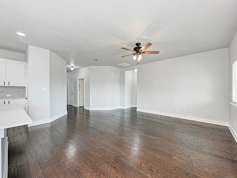 189 Tailwind Dr — Photo 11