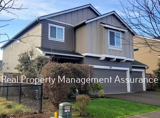 8600 SW Schmidt Loop, Tigard, OR 97224