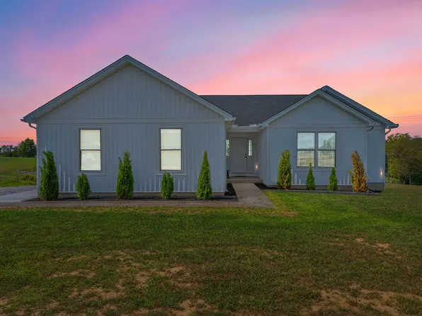 915 Eads Rd, Crittenden, KY 41030