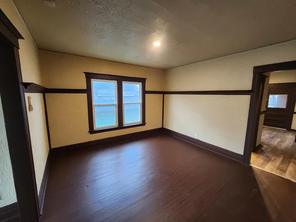 3495 Garland St, Detroit, MI 48214