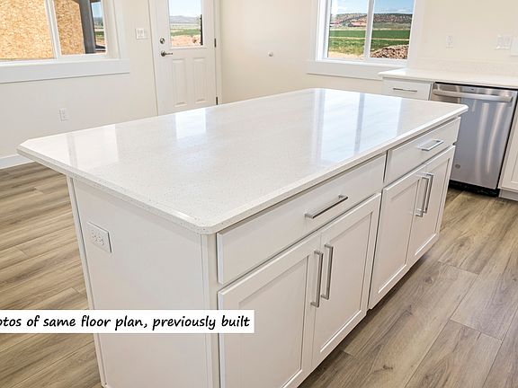 5th image of 3887 N Hawks Landing Loop #9