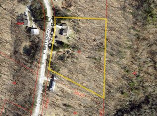 3995 E Snowy Hills Ln, Hartsburg, MO 65039