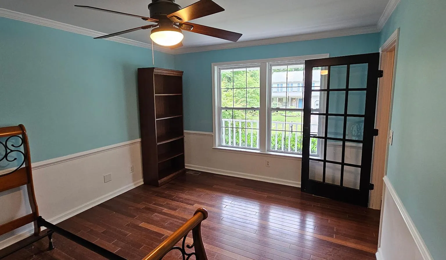 11200 Springfield Dr — Photo 3