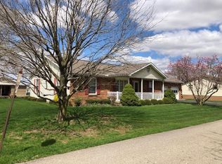 318 N Main St, Frankfort, OH