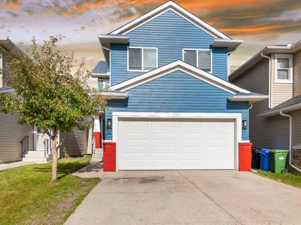 124 W Saddlecrest Blvd NE, Calgary, AB T3J 5E9