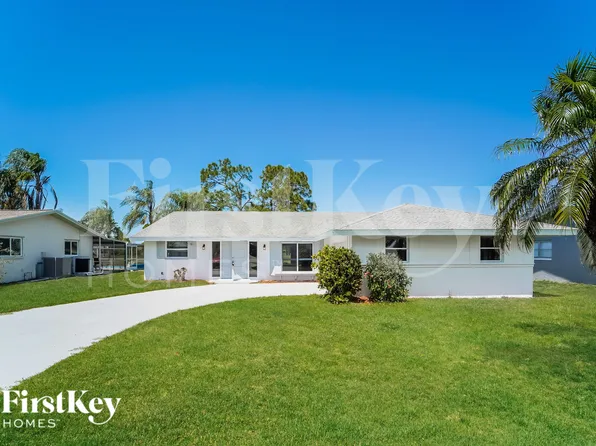 76 Oakland Hills Ct, Rotonda West, FL 33947