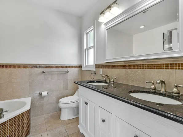 52b Myrtle Avenue Myrtle Avenue image 8 of 17