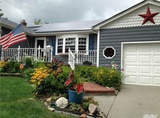 1460 12th St, West Babylon, NY 11704
