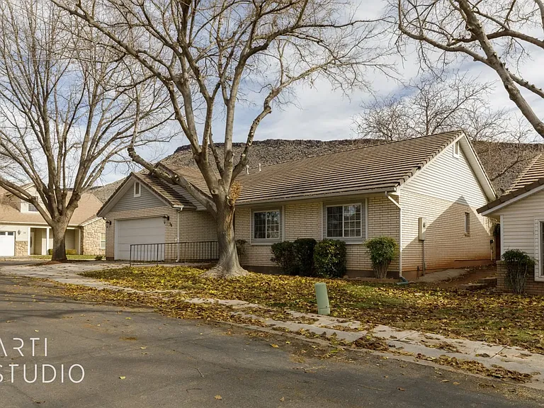351 S Valley View Dr #30 — Photo 1