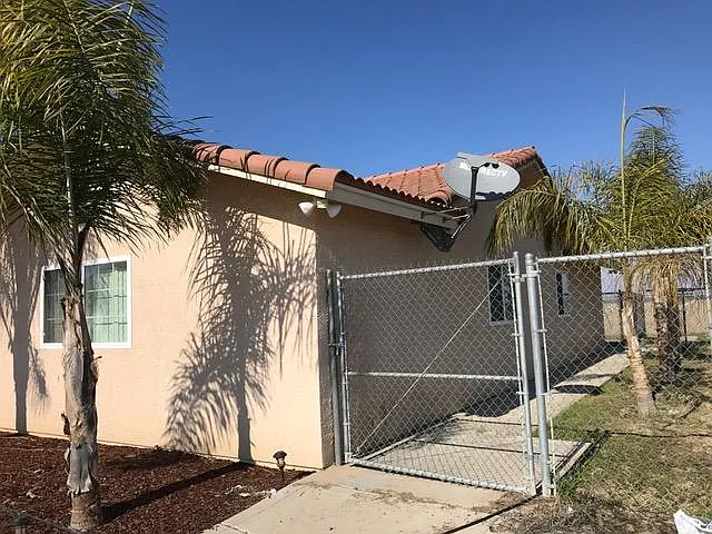 9440 E Conejo Ave — Photo 3