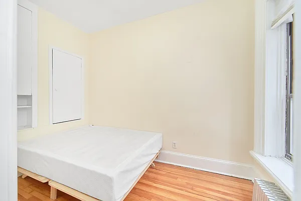 Rented by Living New York | media 10