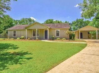 8382 Rockwell Ln, Fairhope, AL 36532