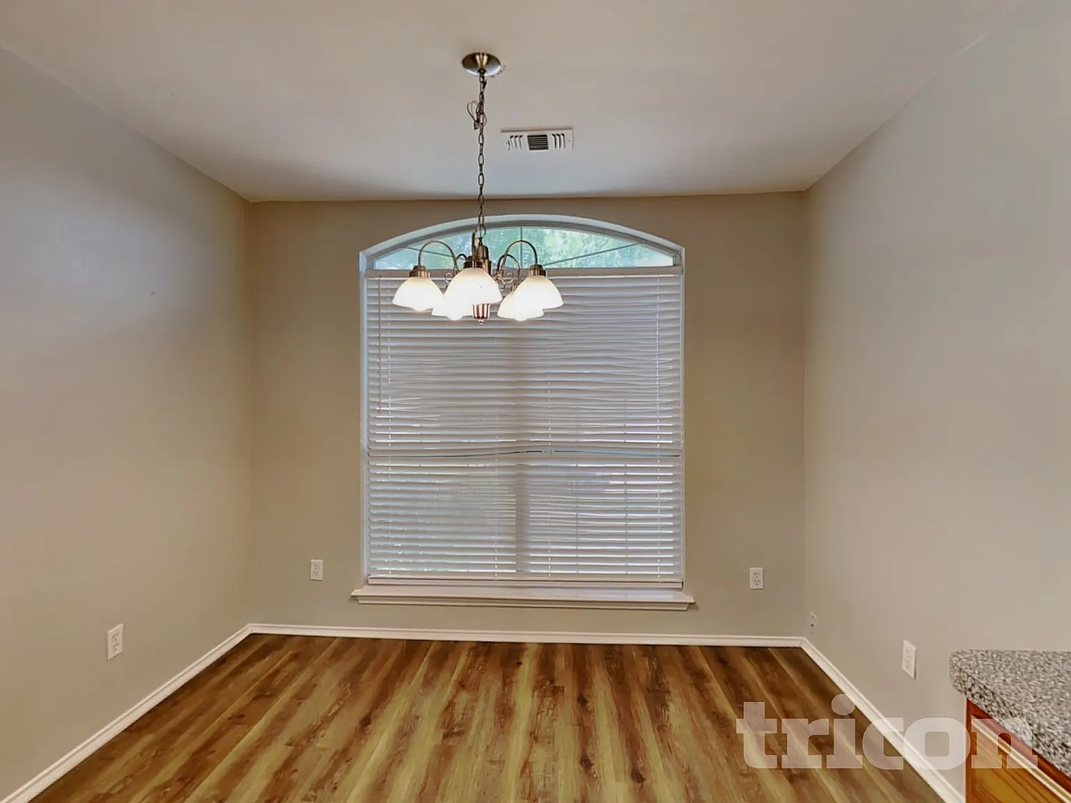 5718 Magnum Drive Arlington TX — Photo 4