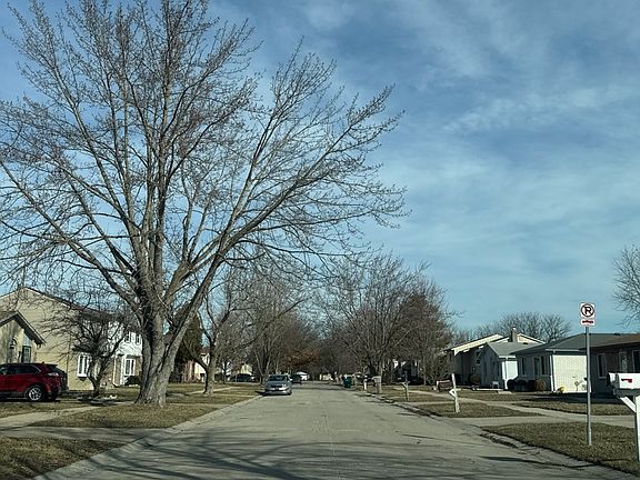 5th image of 32173 Mount Vernon Rd