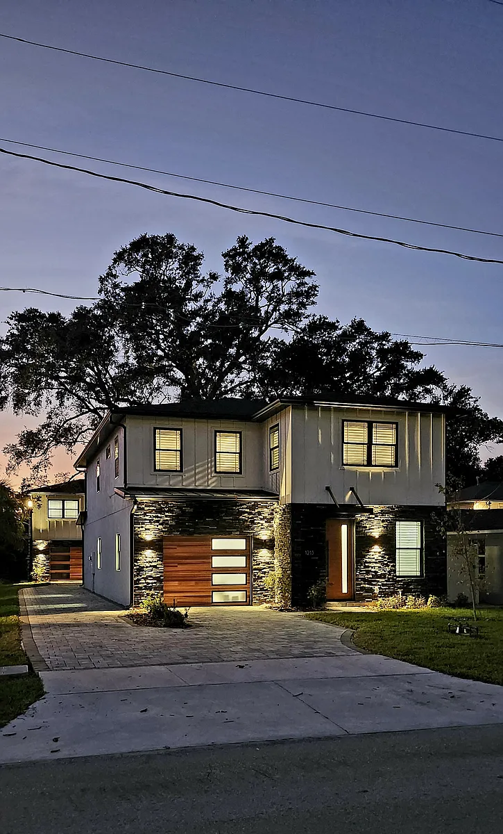 Exterior View - 1213 Formosa Ave