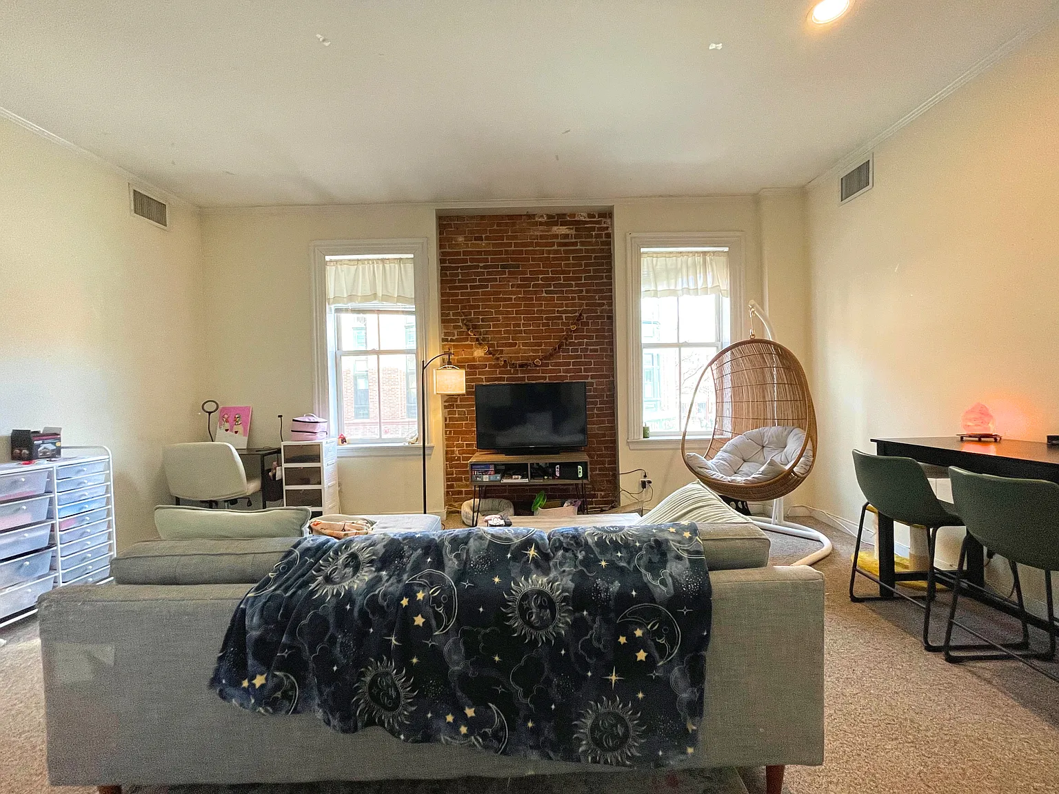 3 bed, $4,500 — Photo 3