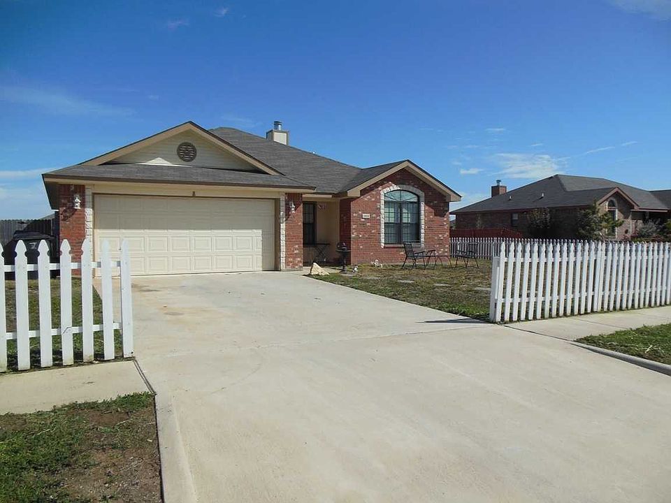 1st image of 3901 Foxglove Ln