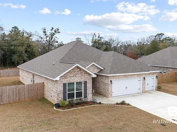 3rd image of 2121 Meadowview Loop W