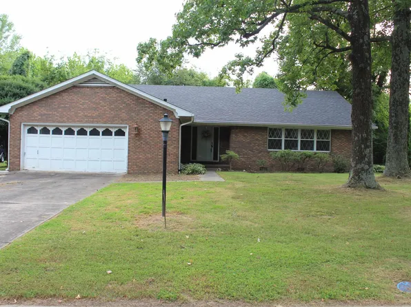 127 Audubon Dr, Paducah, KY 42001