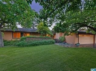 407 N Powell Ct, Visalia, CA 93291