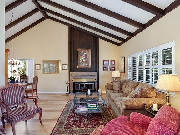5th image of 4058 Valerie Dr