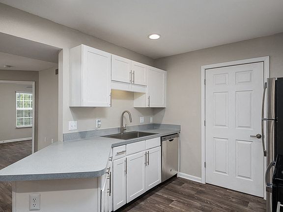 3rd image of 3311 Renwood Blvd #3310-101