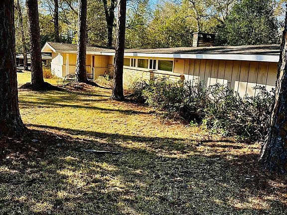 4th image of 1504 Sioux St