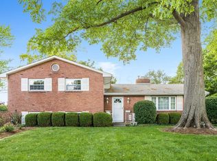 1501 Pemberton Dr, Columbus, OH 43221