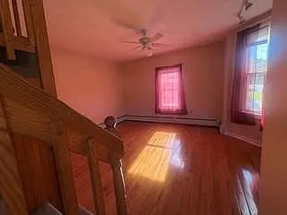 4 bed, 2.0 bath, 1000 sqft, $1,850 — Photo 3