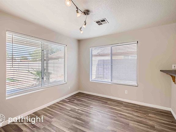 5th image of 4016 W Rose Garden Ln