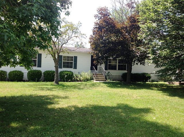 1st image of 11 Terrace Dr