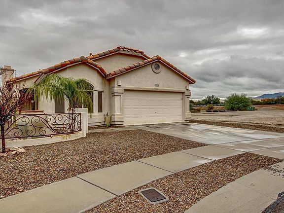 2nd image of 7908 N Panamint Dr