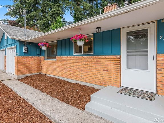 2nd image of 7122 Husky Way SE