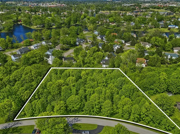 W Bethel Dr, Columbia, MO 65203