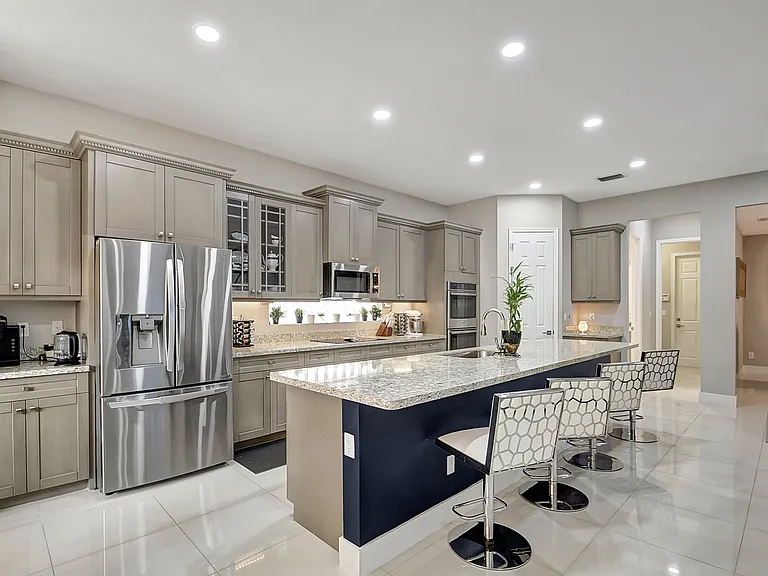 8952 Cypress Grove Ln — Photo 1