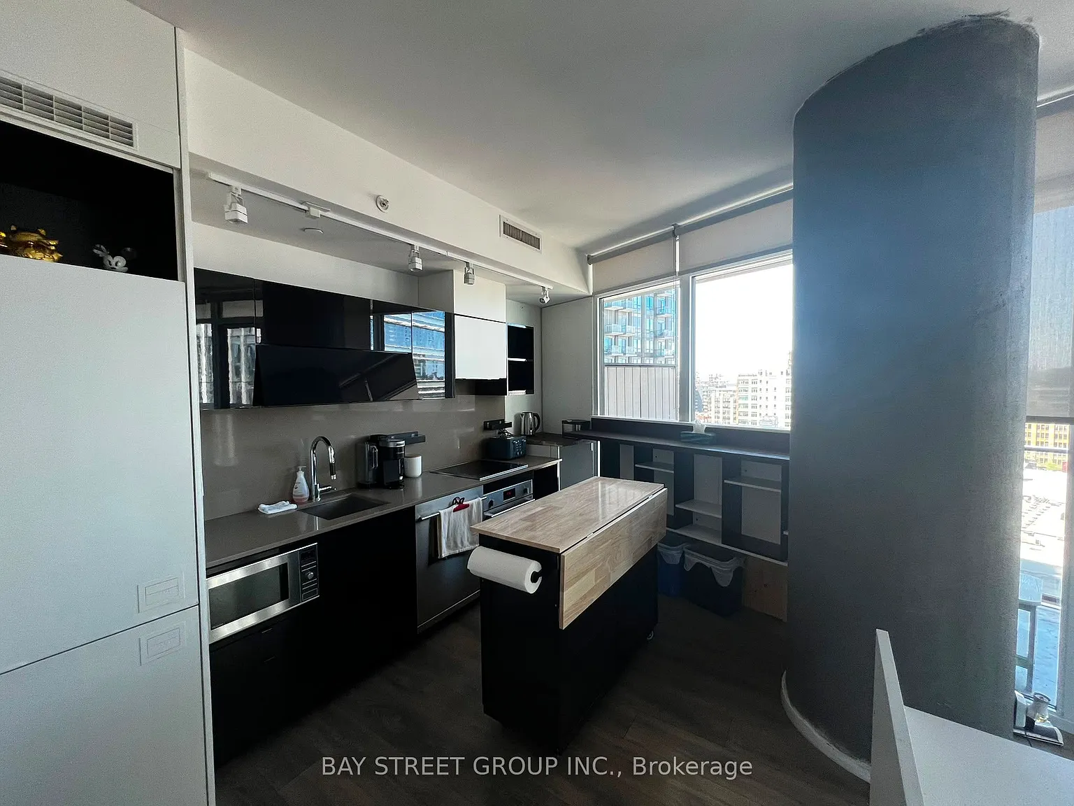 2 bed, $3,550 — Photo 4