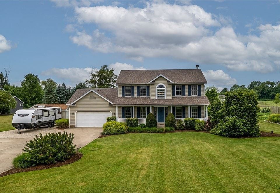 1st image of 2449 Hartville Rd