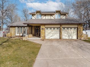 442 Park Dr, Haysville, KS 67060