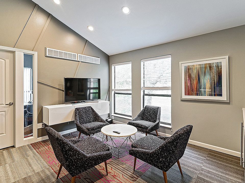 Resident Lounge