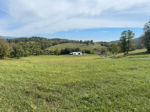 Lions Club Rd, Saltville, VA 24370