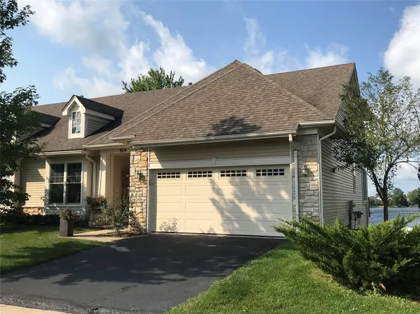 919 Stony Lake Ct #36, Oxford, MI 48371
