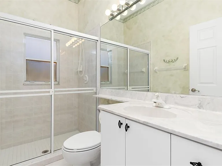 26040 Feathersound Dr — Photo 26