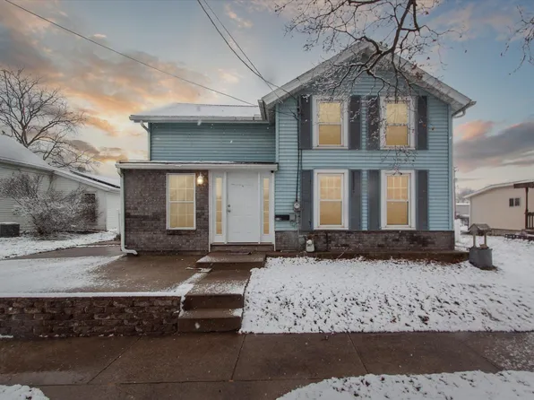 211 N Jackson Ave, Polo, IL 61064