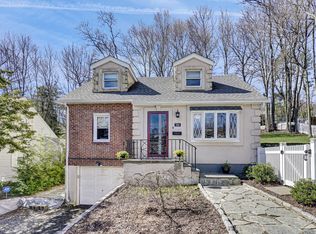 594 Ashford Ave, Ardsley, NY 10502
