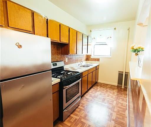4th image of 2400 Davidson Ave APT B21